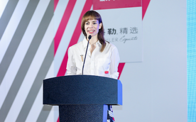 Chinablijvers: Anouchka van Driel